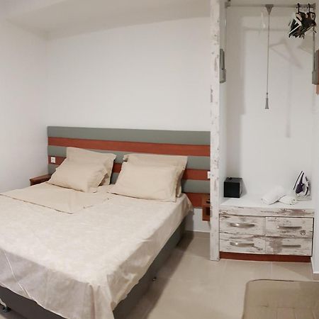 Ola Kala Apartments And Rooms Vlikhon Bilik gambar