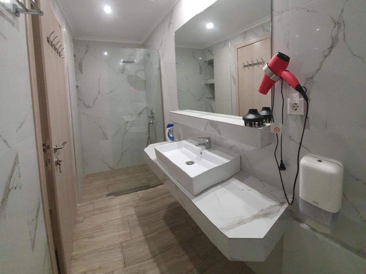 Ola Kala Apartments And Rooms Vlikhon Luaran gambar