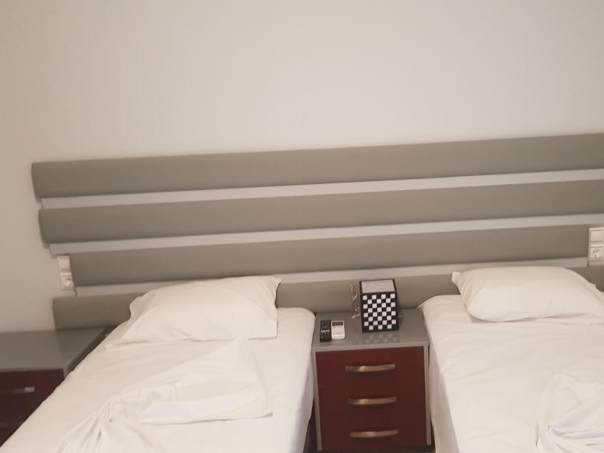 Ola Kala Apartments And Rooms Vlikhon Luaran gambar
