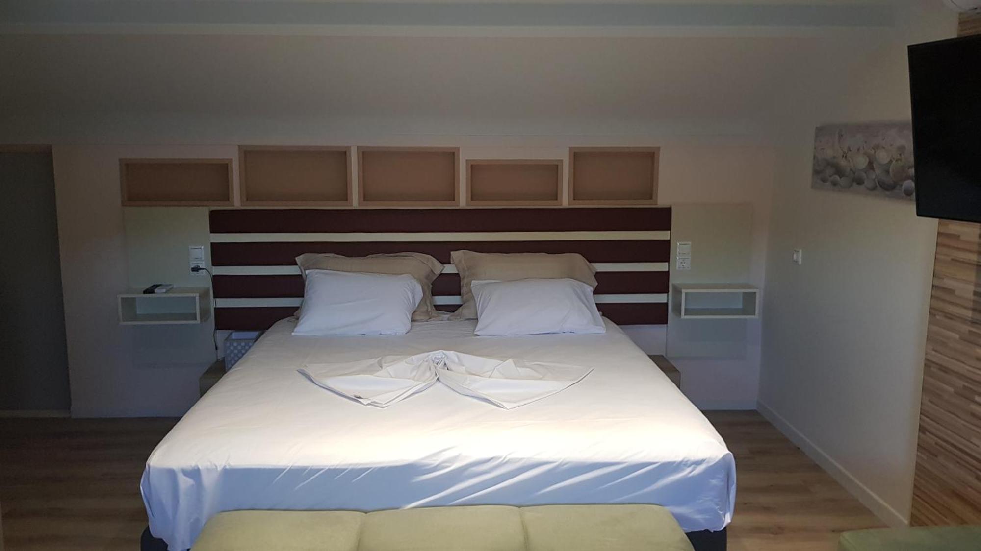 Ola Kala Apartments And Rooms Vlikhon Bilik gambar