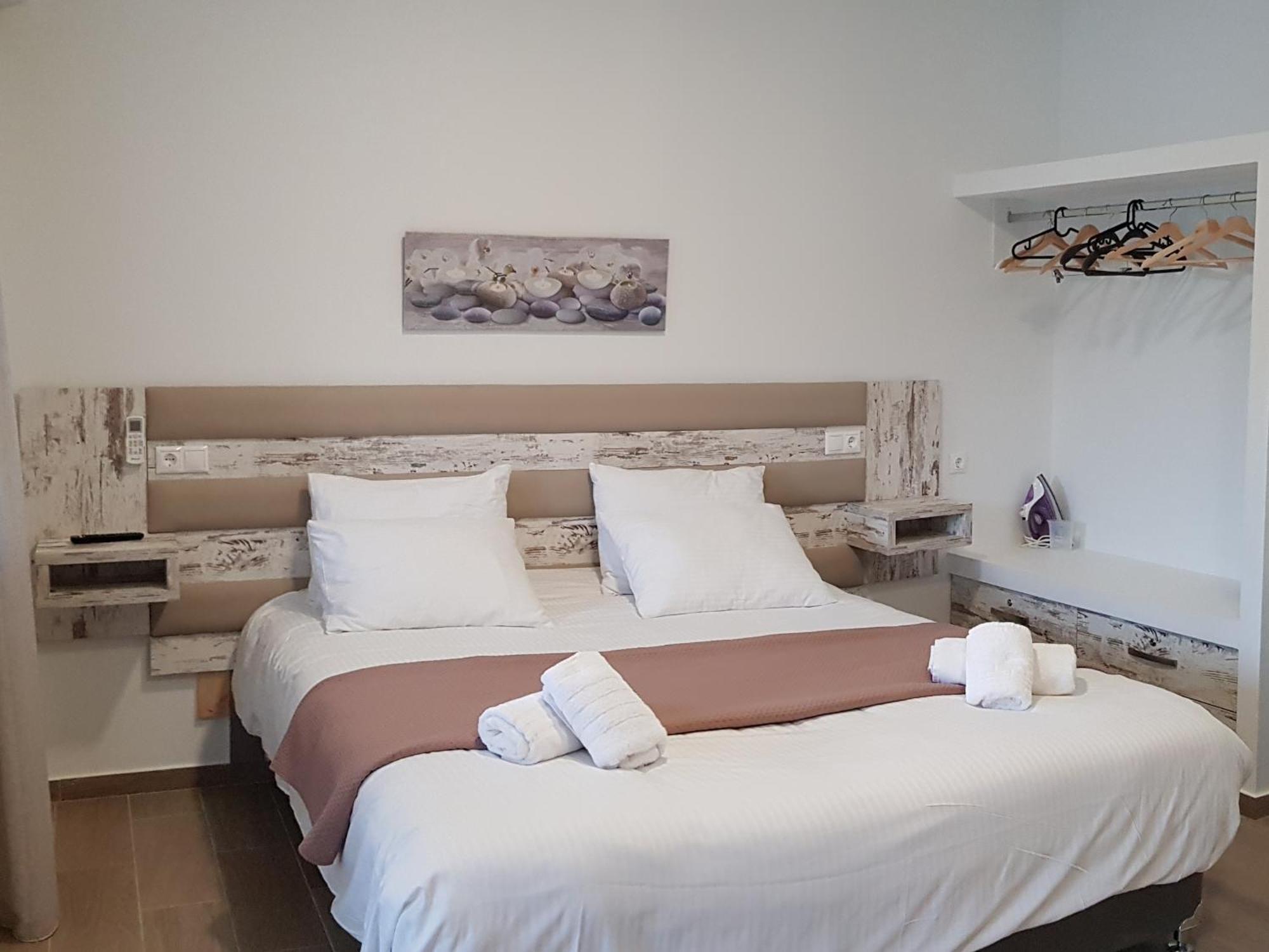 Ola Kala Apartments And Rooms Vlikhon Bilik gambar
